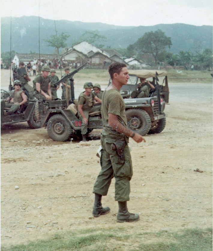 Jeff Fishman - Marshalling a convoy - Viet Nam 1970